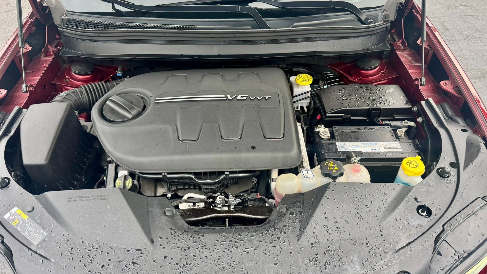 Used 2019 Jeep Cherokee Trailhawk w/ Cold Weather Group image 24