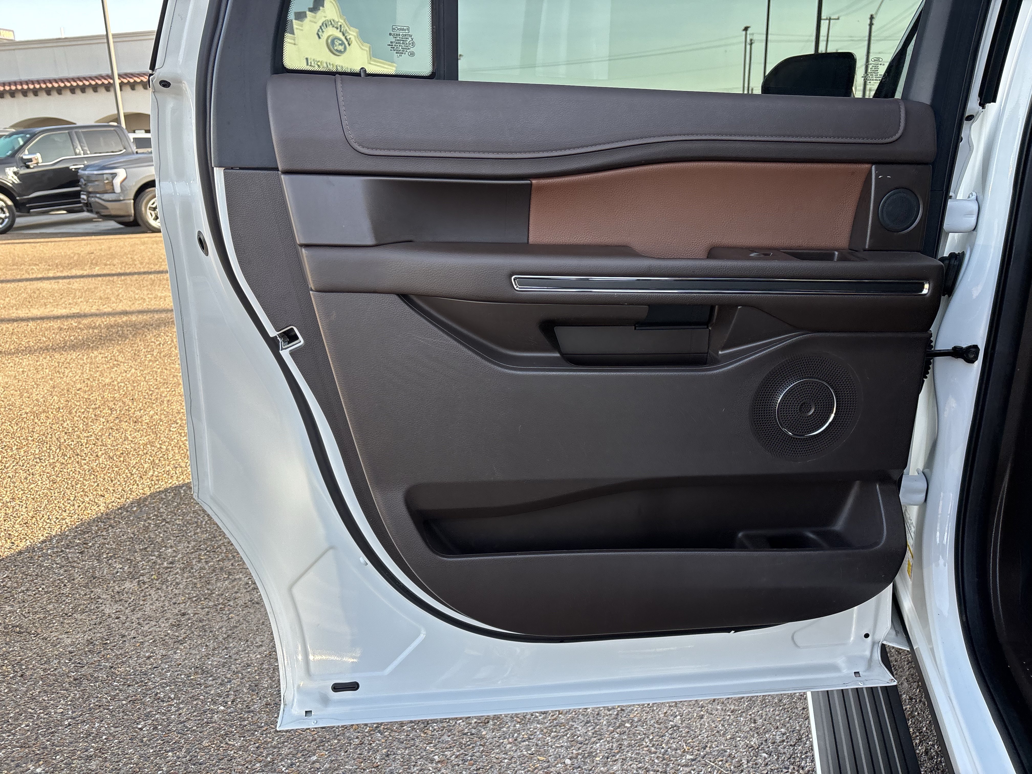 Certified 2024 Ford Expedition Max King Ranch AWD/4WD image 15