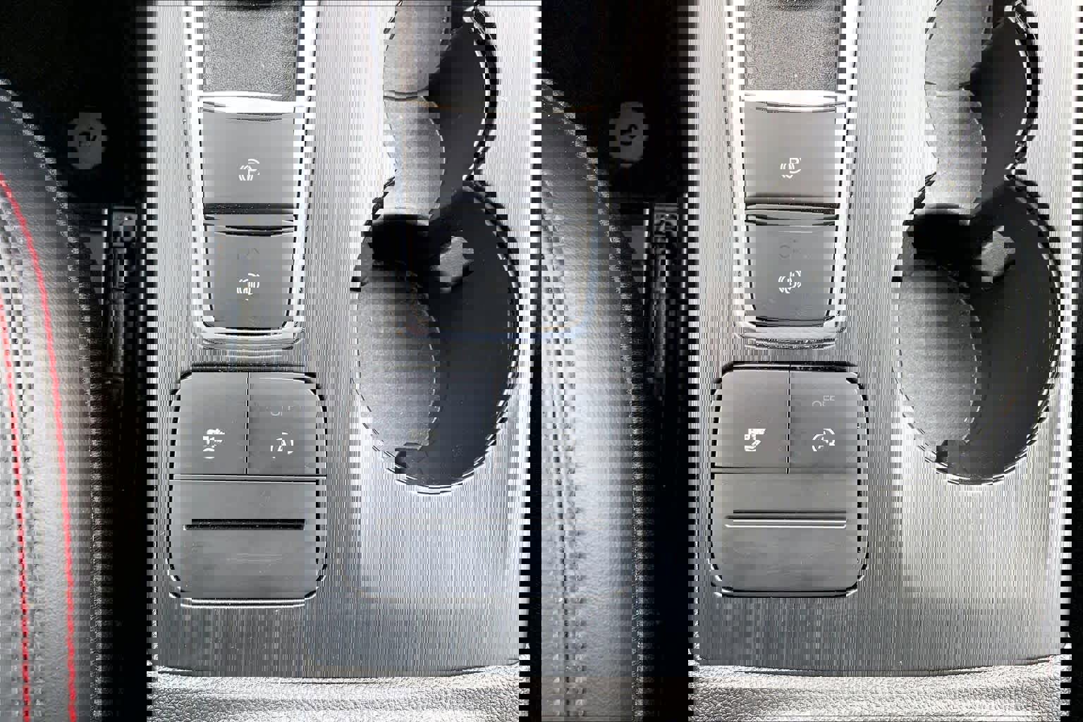 Certified 2025 Ford Escape ST-Line image 36