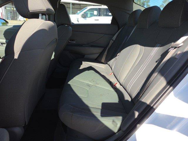 Used 2024 Hyundai Elantra Blue FWD image 29