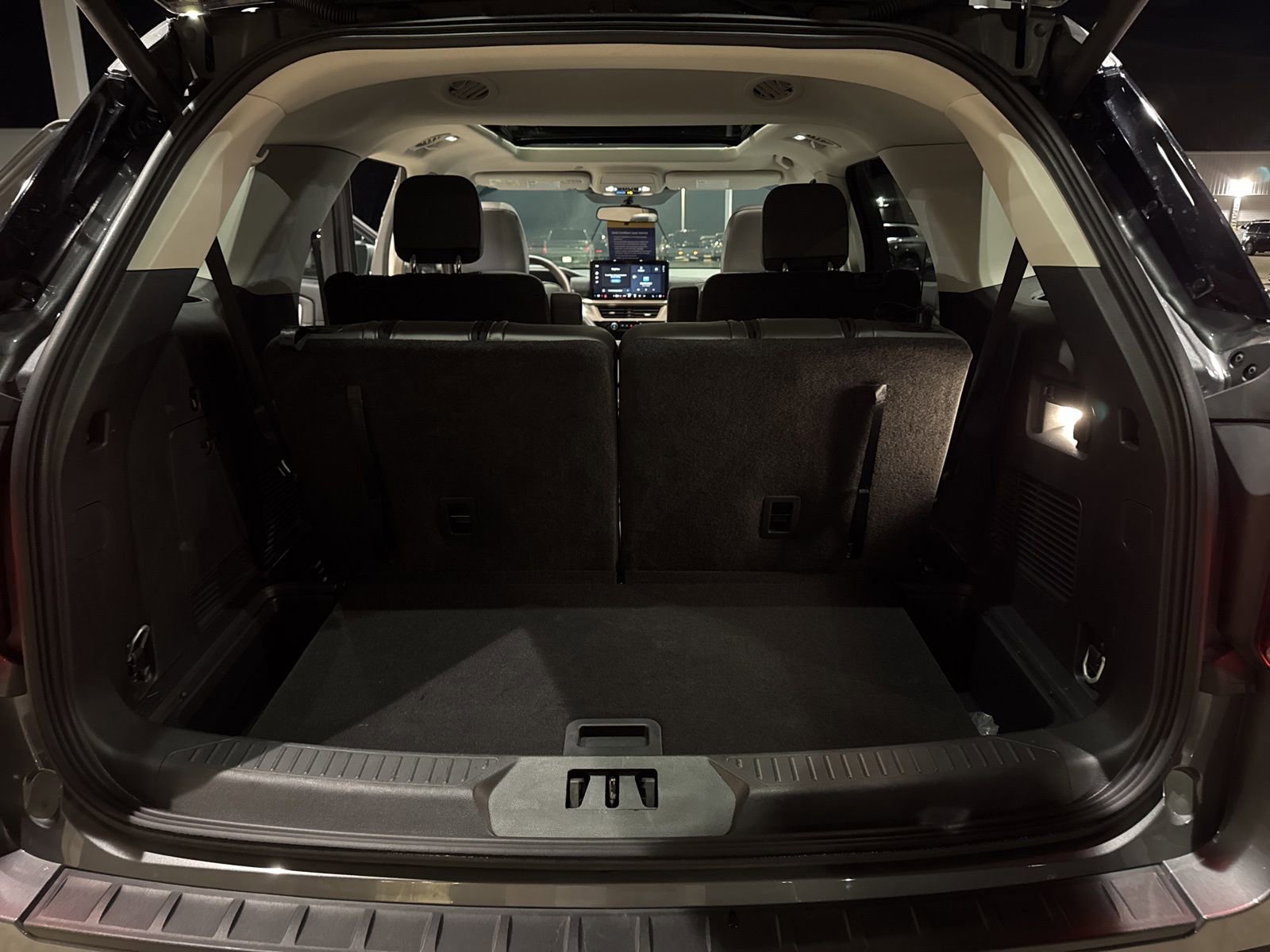 Certified 2025 Ford Explorer Active w/ Active Comfort Package image 42