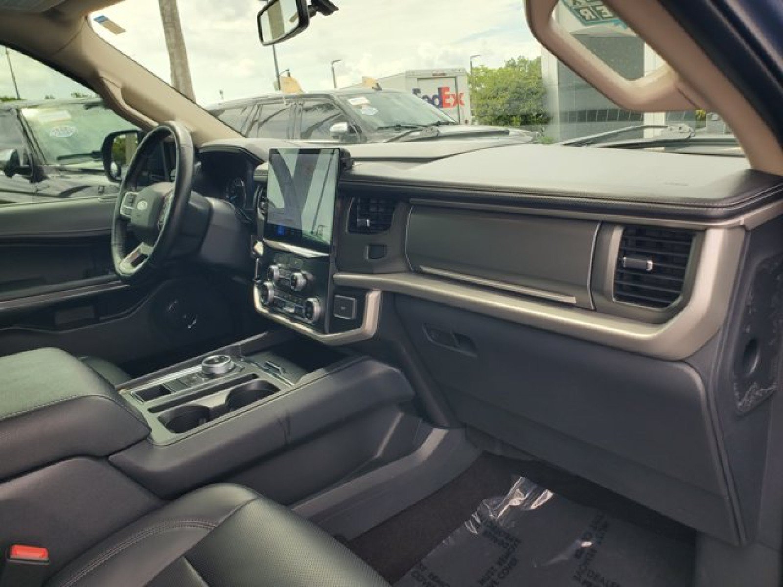 Certified 2023 Ford Expedition XLT RWD image 37