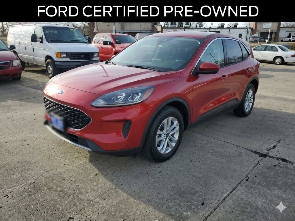 Certified 2020 Ford Escape SE image 2