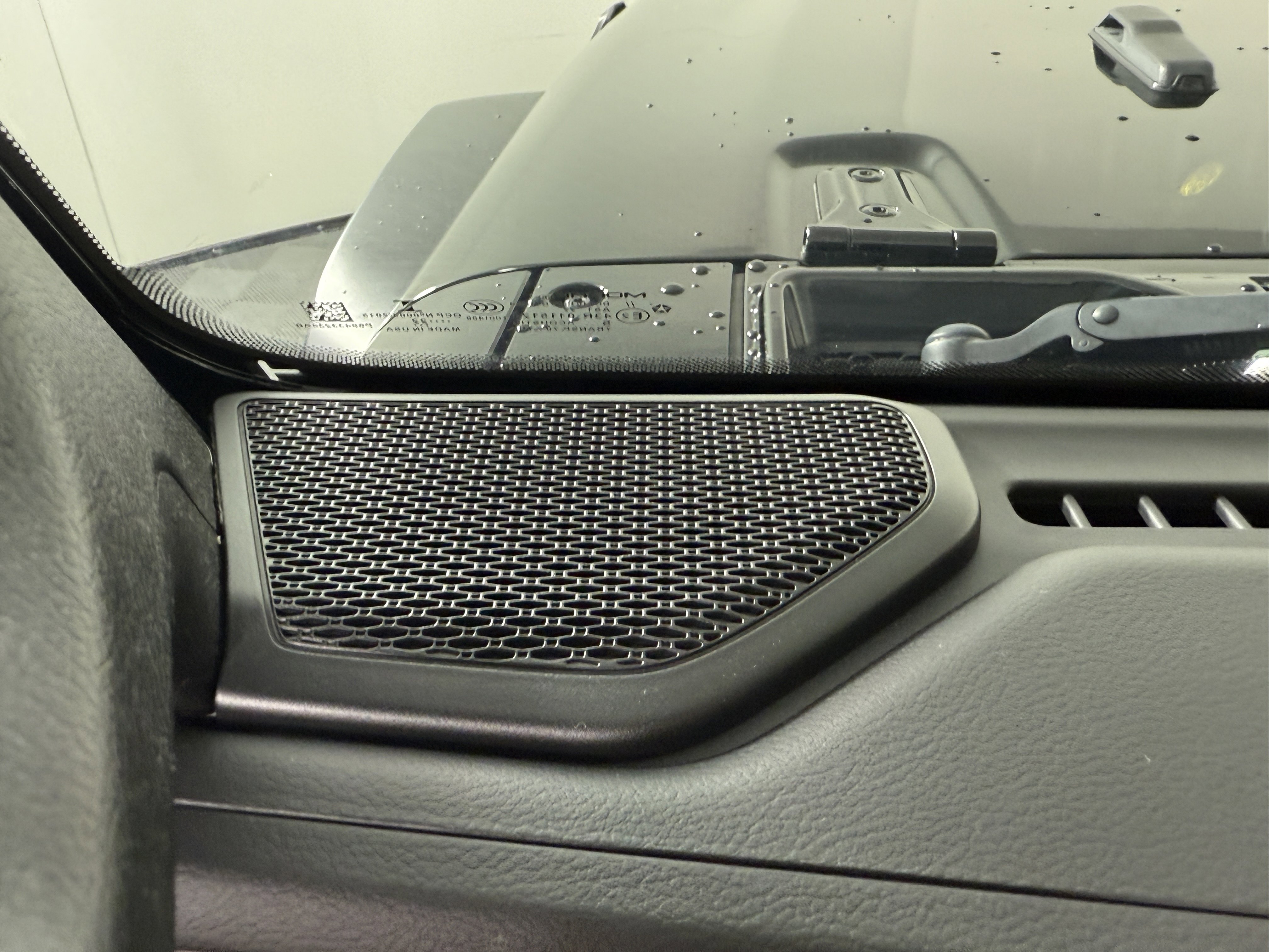 Used 2022 Jeep Wrangler Sport S image 17