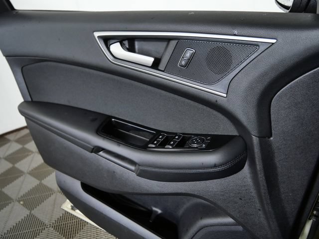 Certified 2018 Ford Edge SEL AWD/4WD image 22