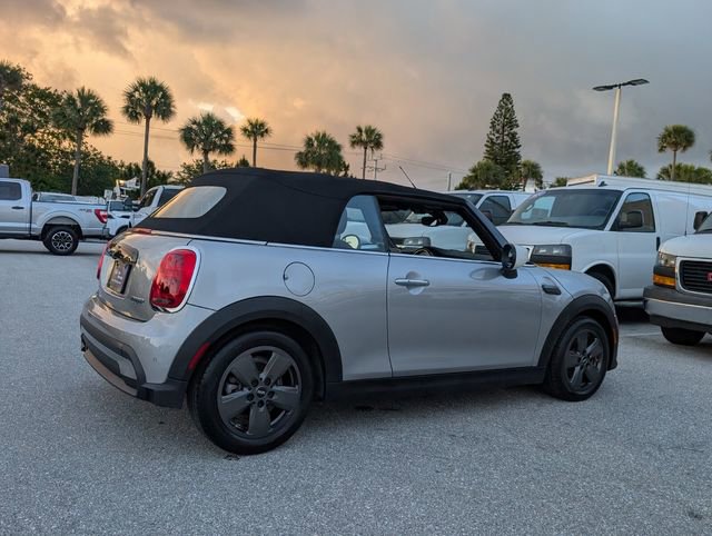 Used 2024 MINI Cooper Convertible FWD image 11