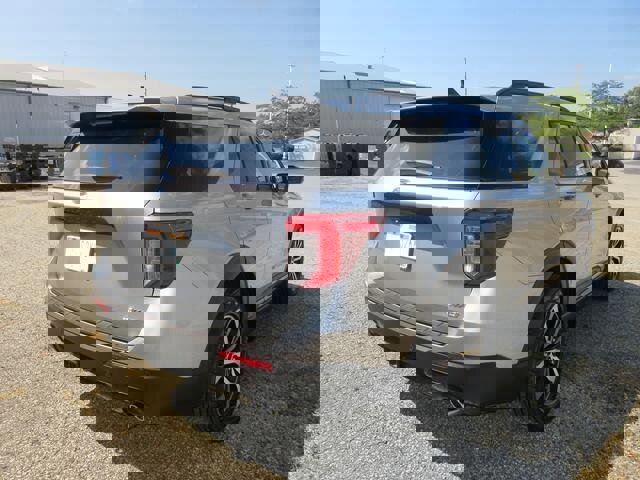 Certified 2023 Ford Explorer ST-Line w/ Class IV Trailer Tow Package image 5