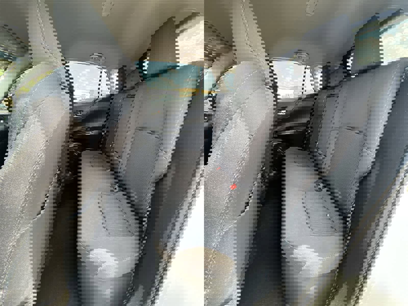 Used 2021 Toyota Venza LE image 20