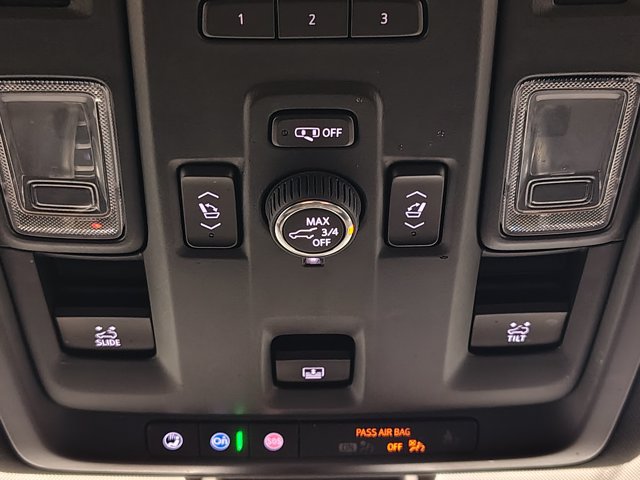 Used 2022 Chevrolet Tahoe RST w/ Sport Performance Package AWD/4WD image 39