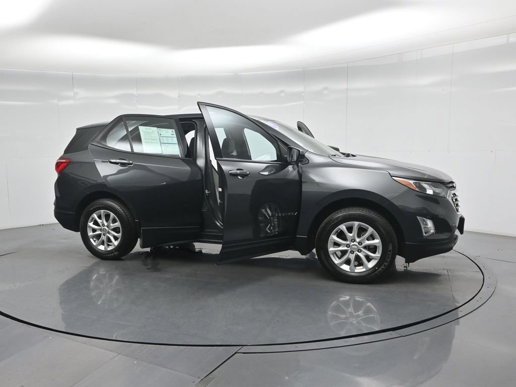 Used 2019 Chevrolet Equinox LS image 12