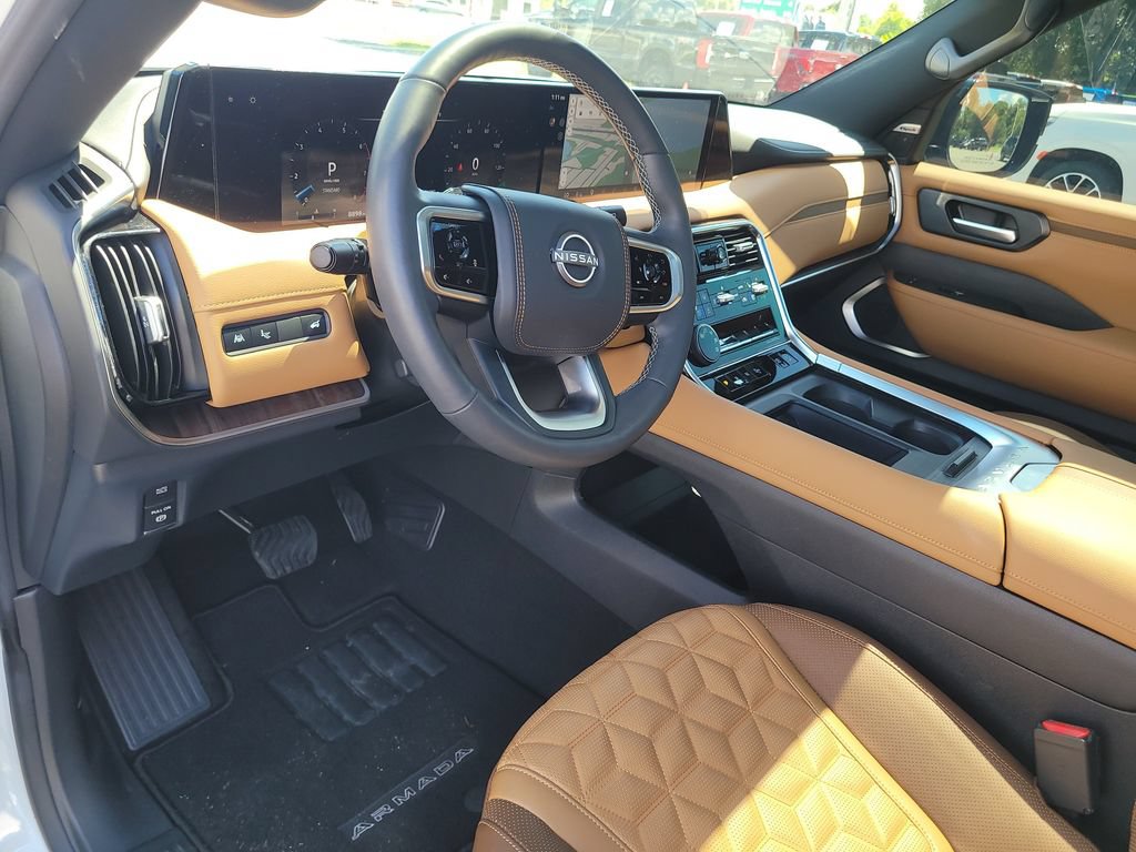 Used 2025 Nissan Armada Platinum Reserve RWD image 18
