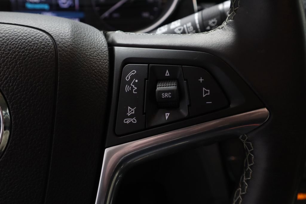 Used 2020 Buick Encore Preferred w/ Safety Package image 28