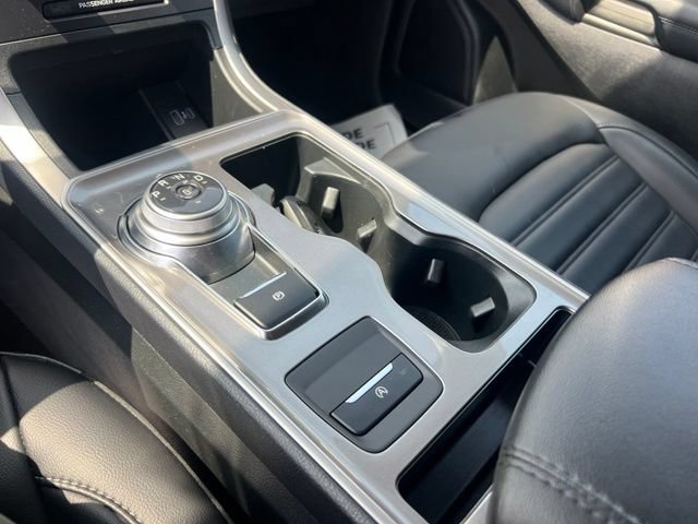 Certified 2024 Ford Edge SEL w/ Convenience Package AWD/4WD image 15