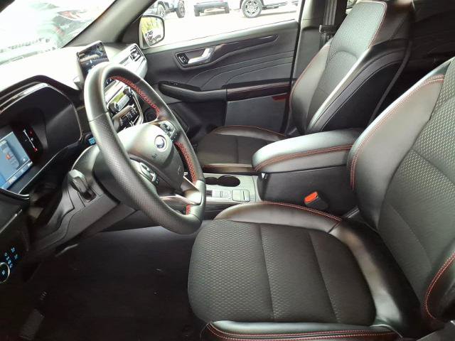 Certified 2025 Ford Escape ST-Line Select AWD/4WD image 9