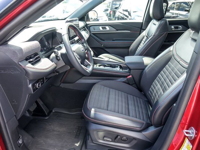 Certified 2025 Ford Explorer ST-Line AWD/4WD image 13