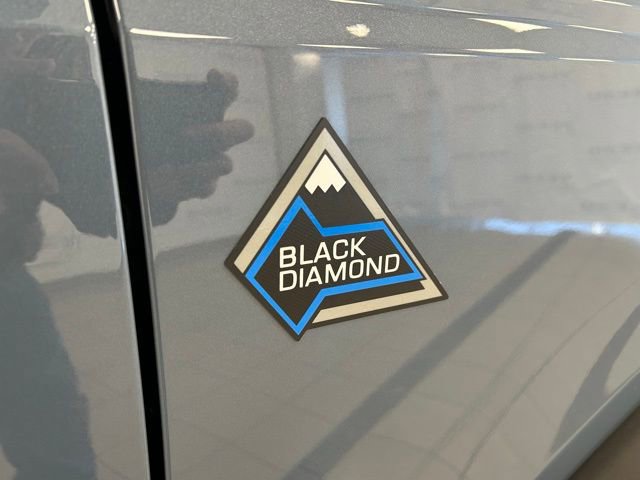 Certified 2024 Ford Bronco Black Diamond image 25