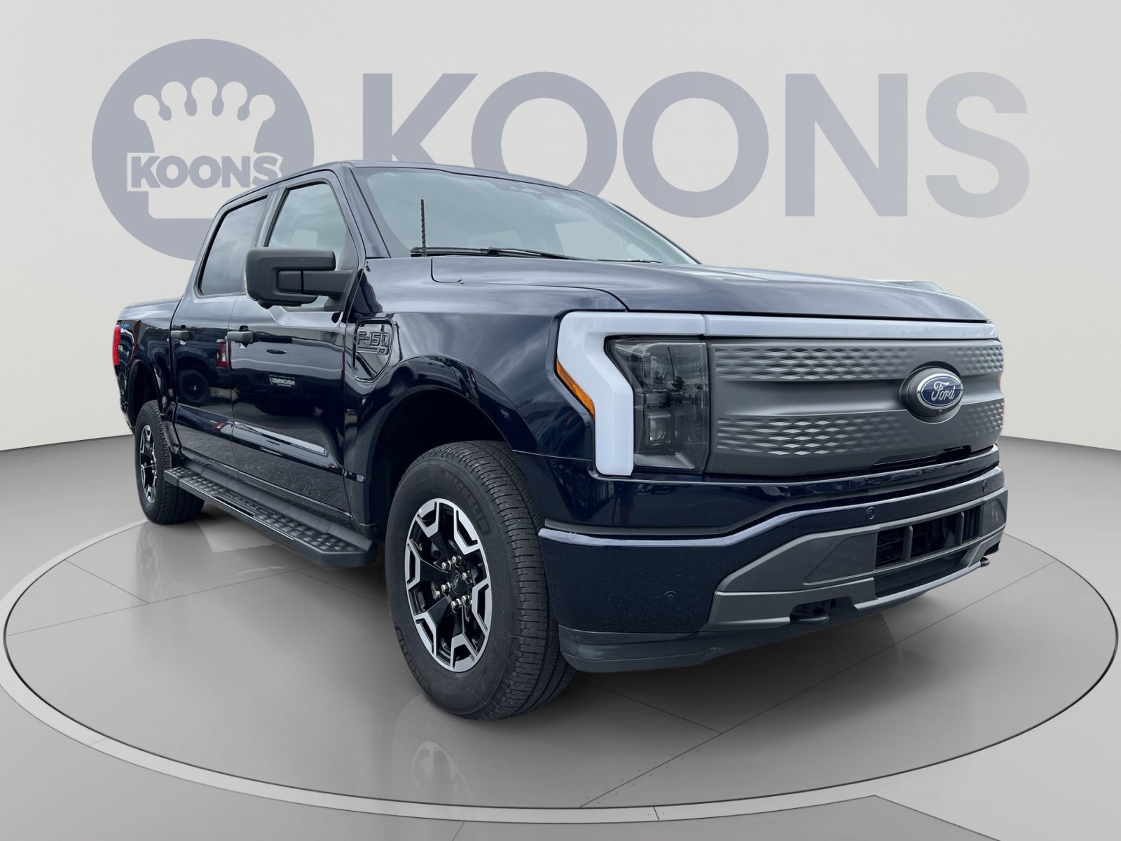 Certified 2023 Ford F150 Lightning XLT AWD/4WD image 10