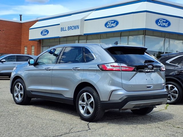 Certified 2024 Ford Edge SEL w/ Convenience Package AWD/4WD image 2