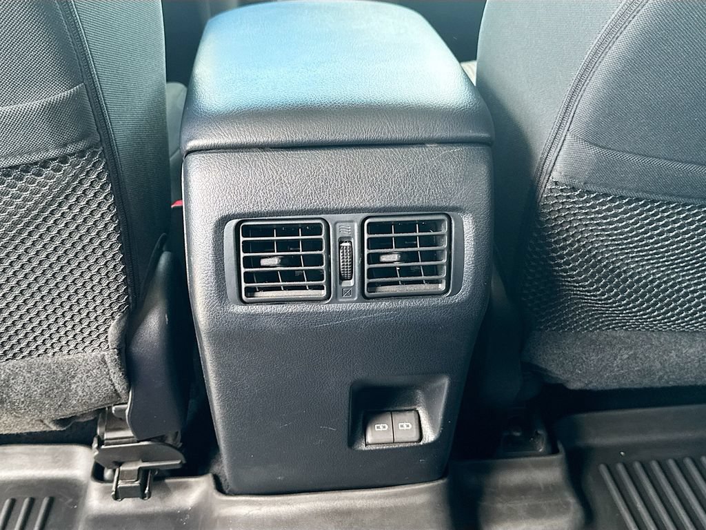 Used 2024 Toyota 4Runner SR5 AWD/4WD image 23