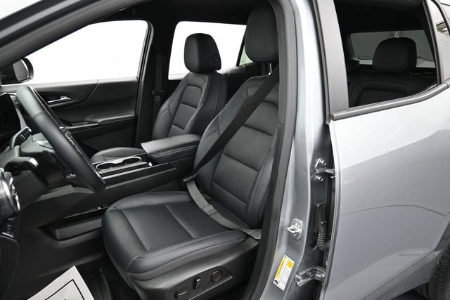 Used 2025 Chevrolet Equinox LT w/ Convenience Package II FWD image 11