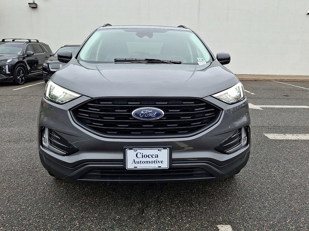 Certified 2022 Ford Edge SEL w/ Sport Appearance Package AWD/4WD image 5