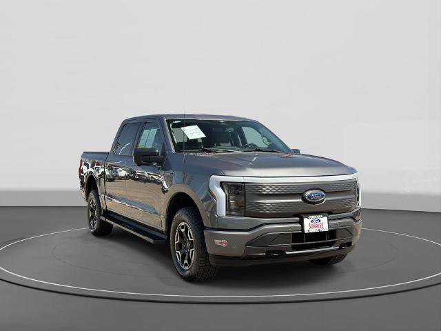 Certified 2023 Ford F150 Lightning XLT AWD/4WD image 4