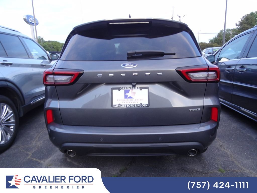 Certified 2023 Ford Escape ST-Line Select w/ Tech Pack #2 AWD/4WD image 5