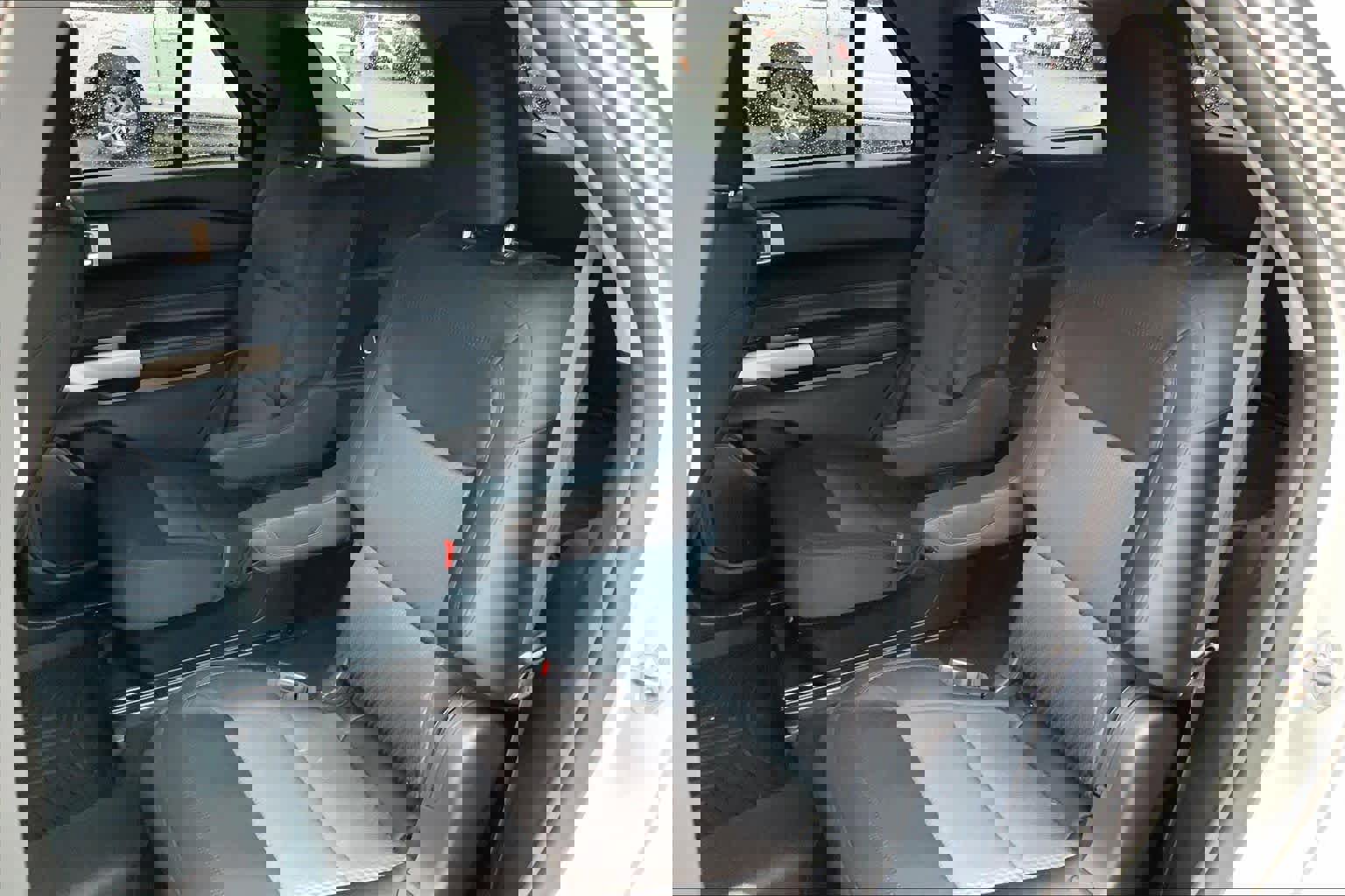 Certified 2023 Ford Explorer XLT image 19