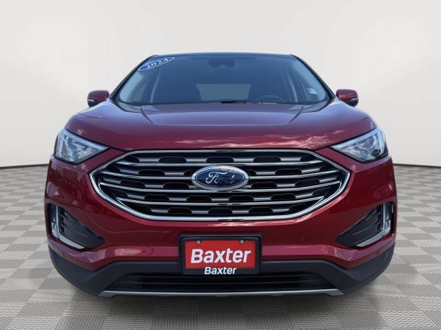 Certified 2024 Ford Edge Titanium AWD/4WD image 2