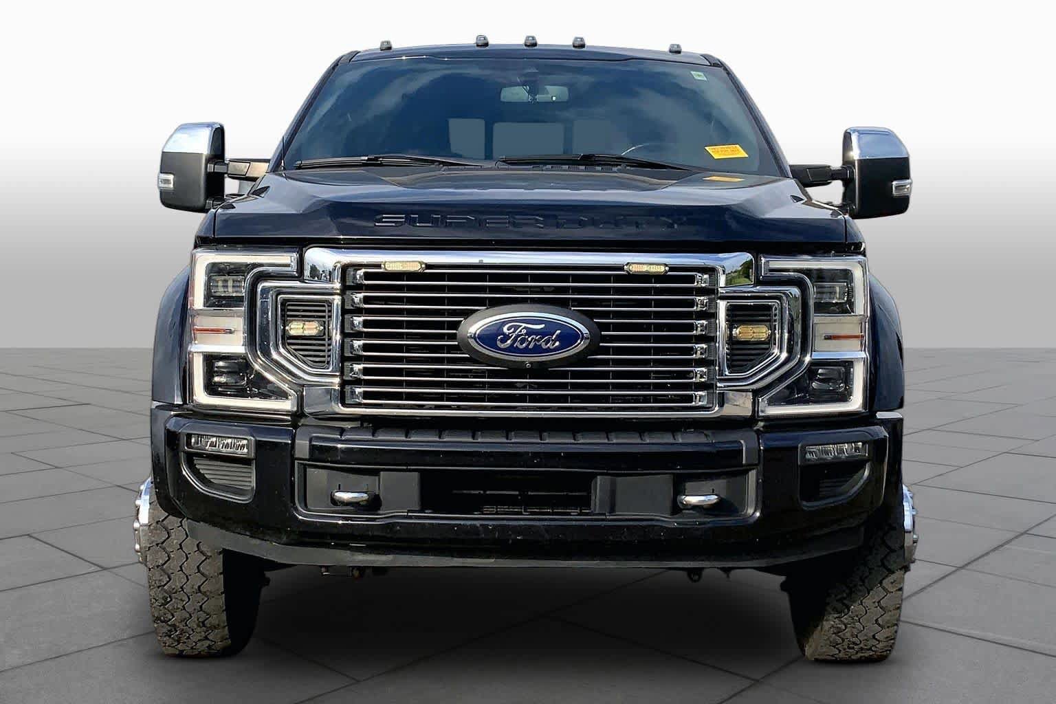 Certified 2020 Ford F450 Platinum w/ FX4 Off-Road Package AWD/4WD image 6