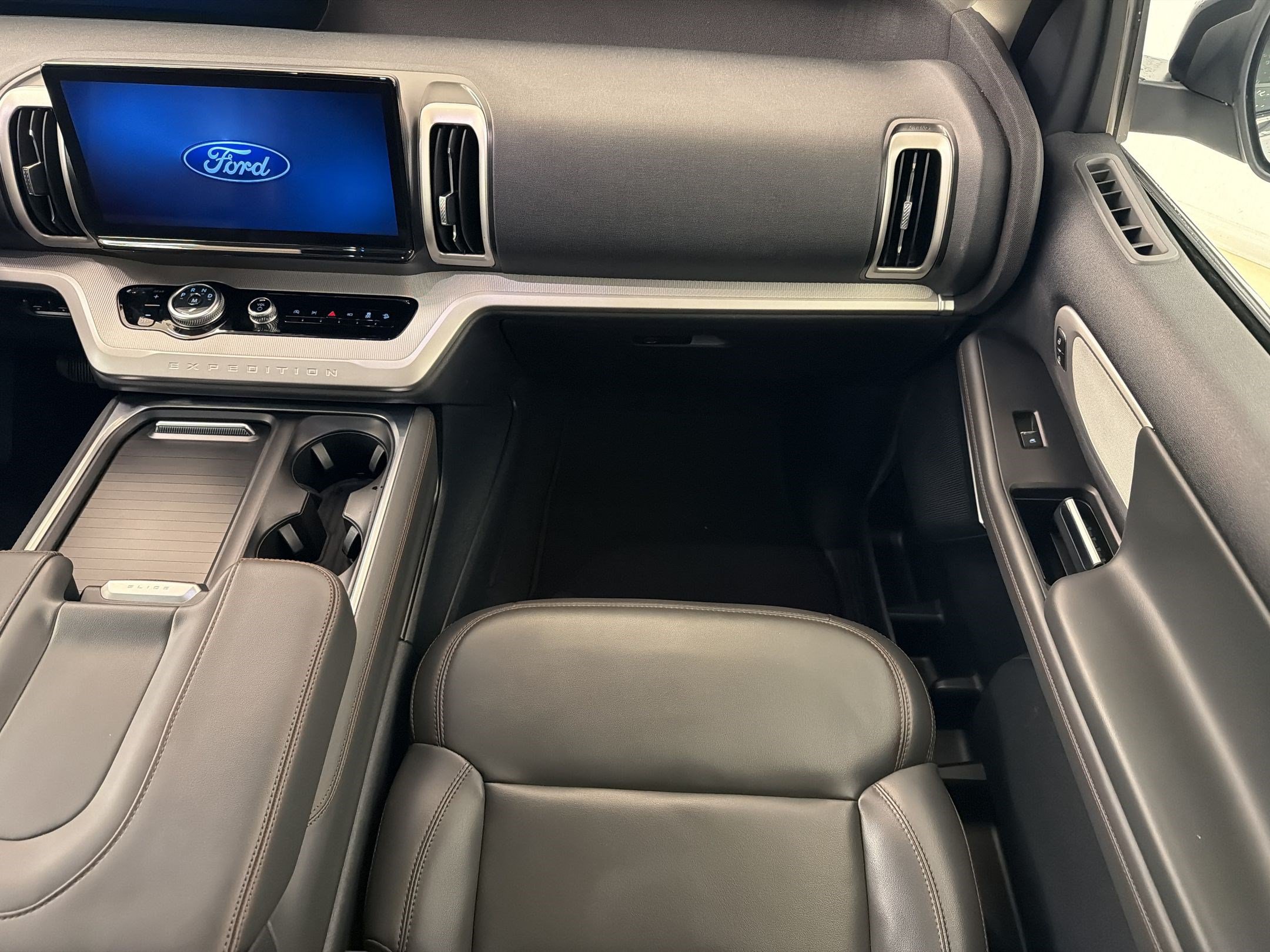 Certified 2025 Ford Expedition Max Active AWD/4WD image 29