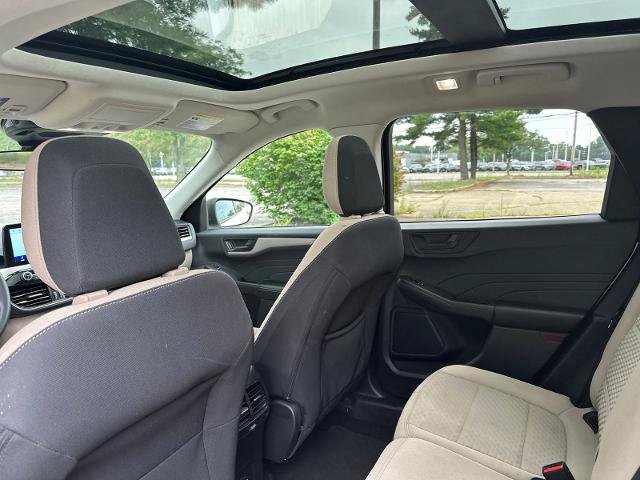 Certified 2022 Ford Escape SE w/ Cold Weather Package FWD image 25
