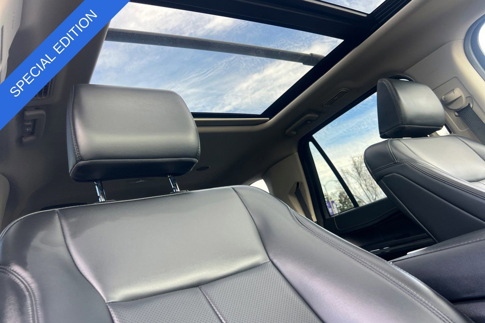 Certified 2023 Ford Expedition Max XLT image 20