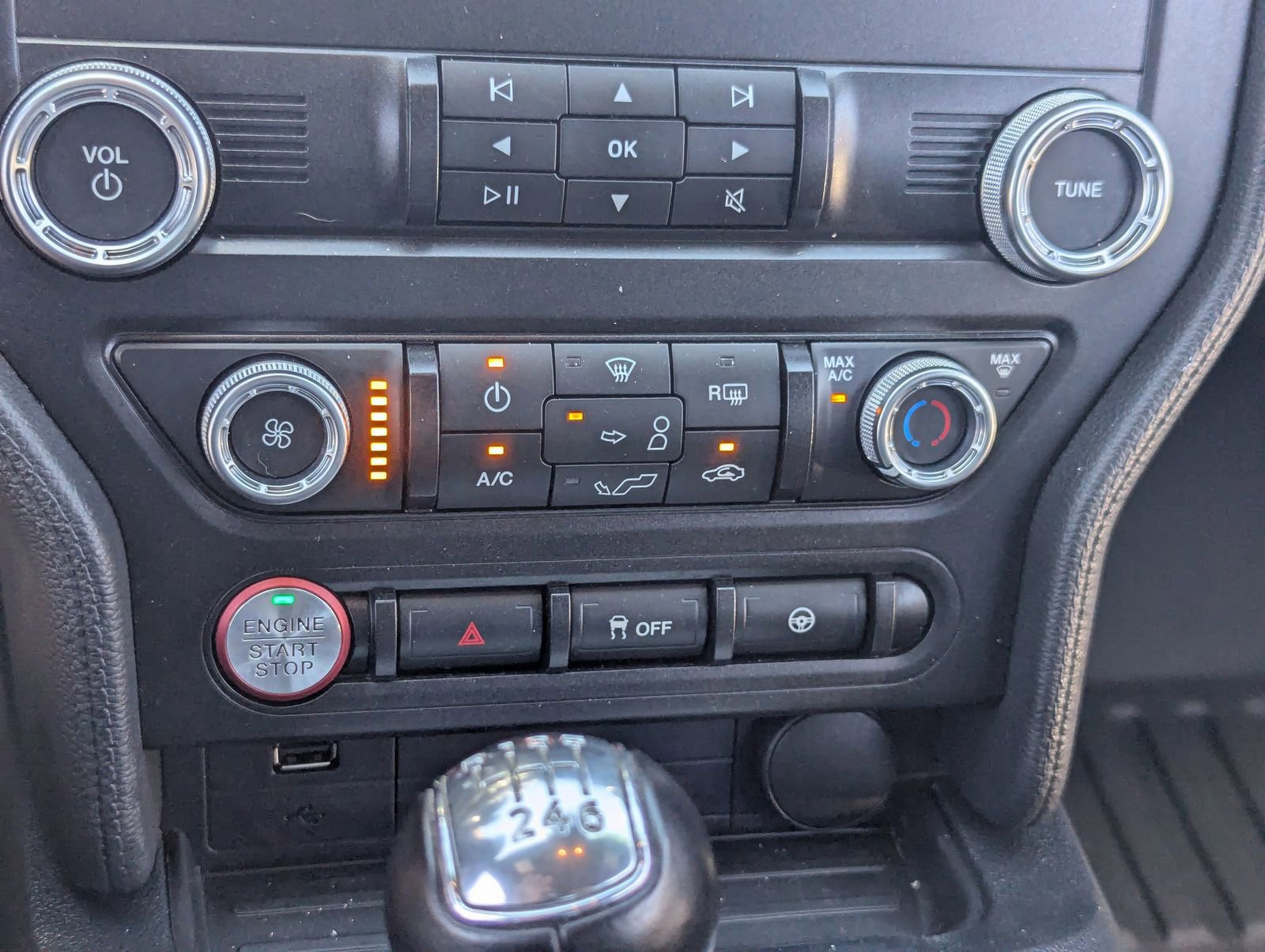 Certified 2022 Ford Mustang GT w/ GT Performance Package image 21