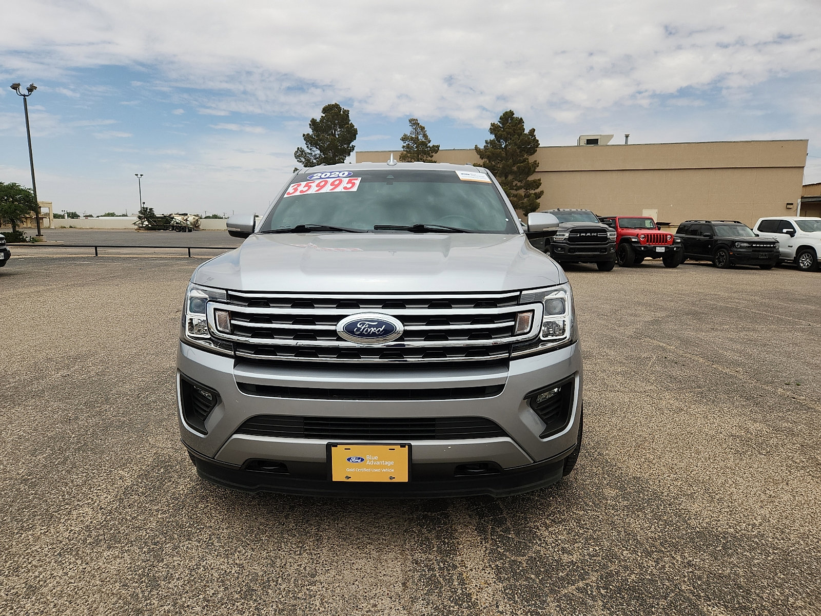 Certified 2020 Ford Expedition XLT w/ Equipment Group 202A AWD/4WD image 2