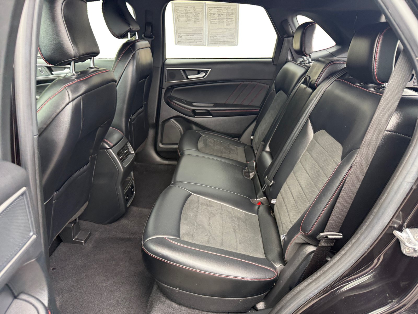 Certified 2023 Ford Edge ST-Line AWD/4WD image 16