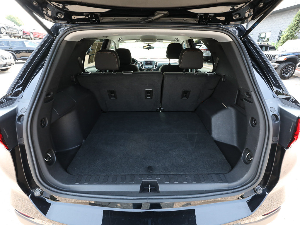Used 2023 Chevrolet Equinox LT FWD image 7