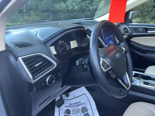 Certified 2024 Ford Edge SEL w/ Convenience Package AWD/4WD image 13