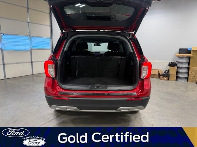 Certified 2024 Ford Explorer XLT w/ Equipment Group 202A AWD/4WD image 7