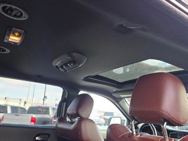 Used 2023 Dodge Durango GT image 12