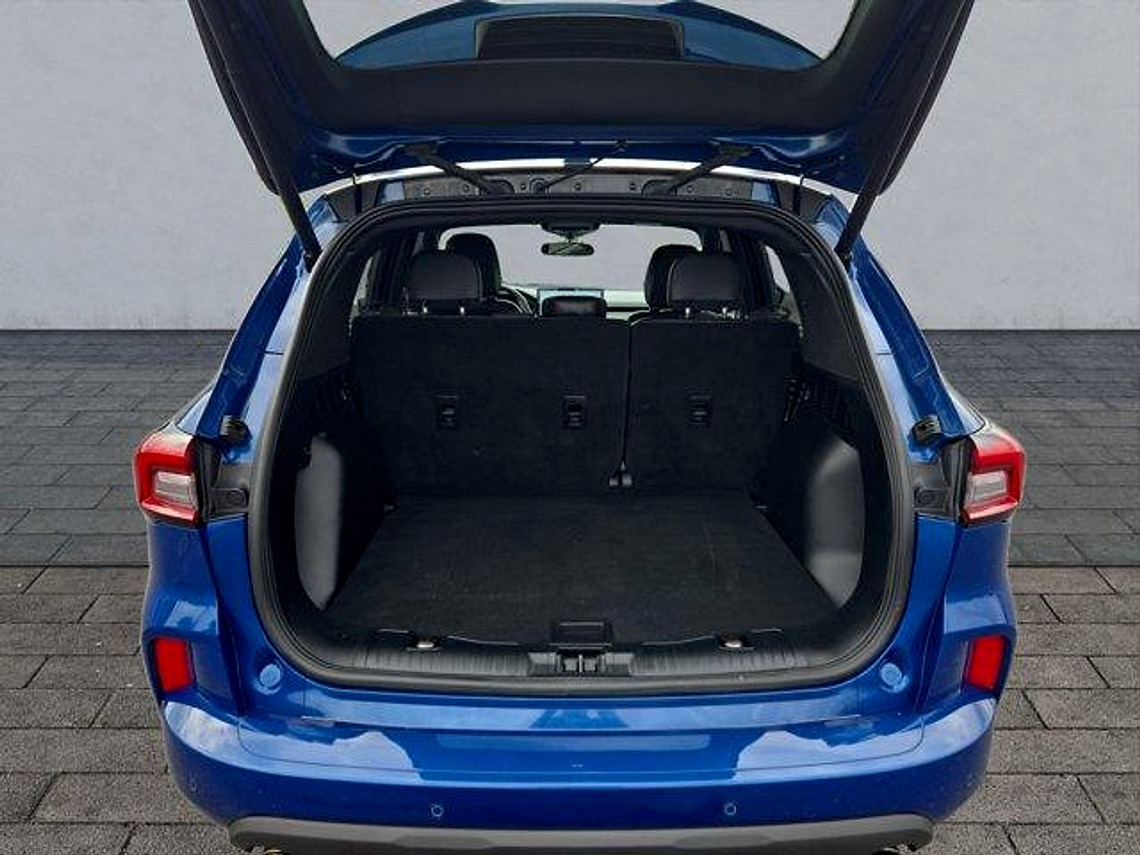 Certified 2023 Ford Escape ST-Line w/ Tech Pack #1 AWD/4WD image 25