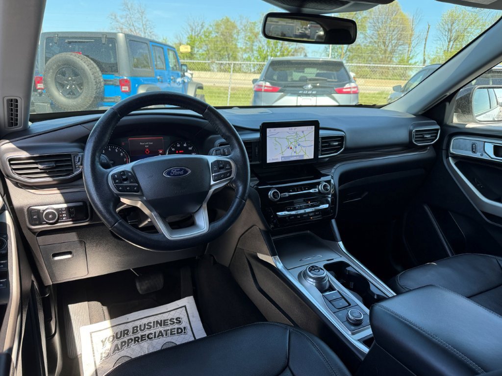 Certified 2023 Ford Explorer Limited AWD/4WD image 20