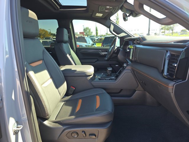 Used 2024 GMC Sierra 1500 AT4 w/ Technology Package AWD/4WD image 20
