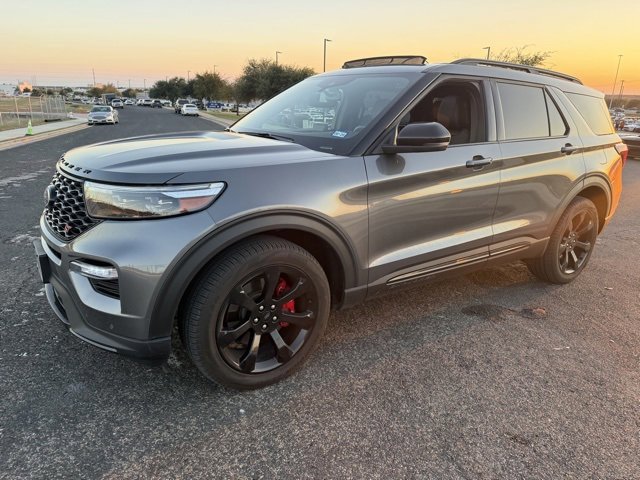 Certified 2023 Ford Explorer ST w/ Equipment Group 401A image 7