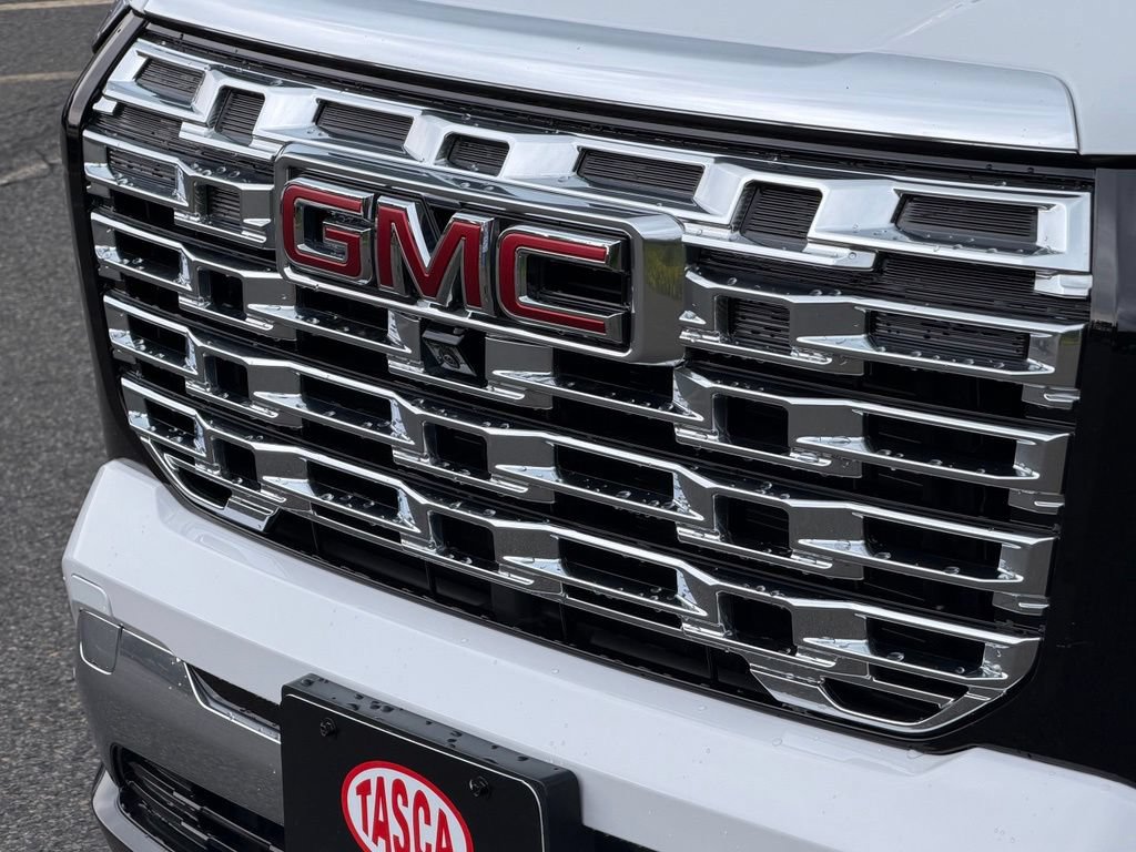 Used 2026 GMC Terrain Denali AWD/4WD image 23