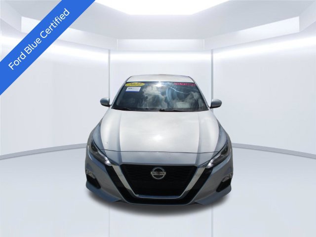 Used 2022 Nissan Altima 2.5 SV FWD image 2