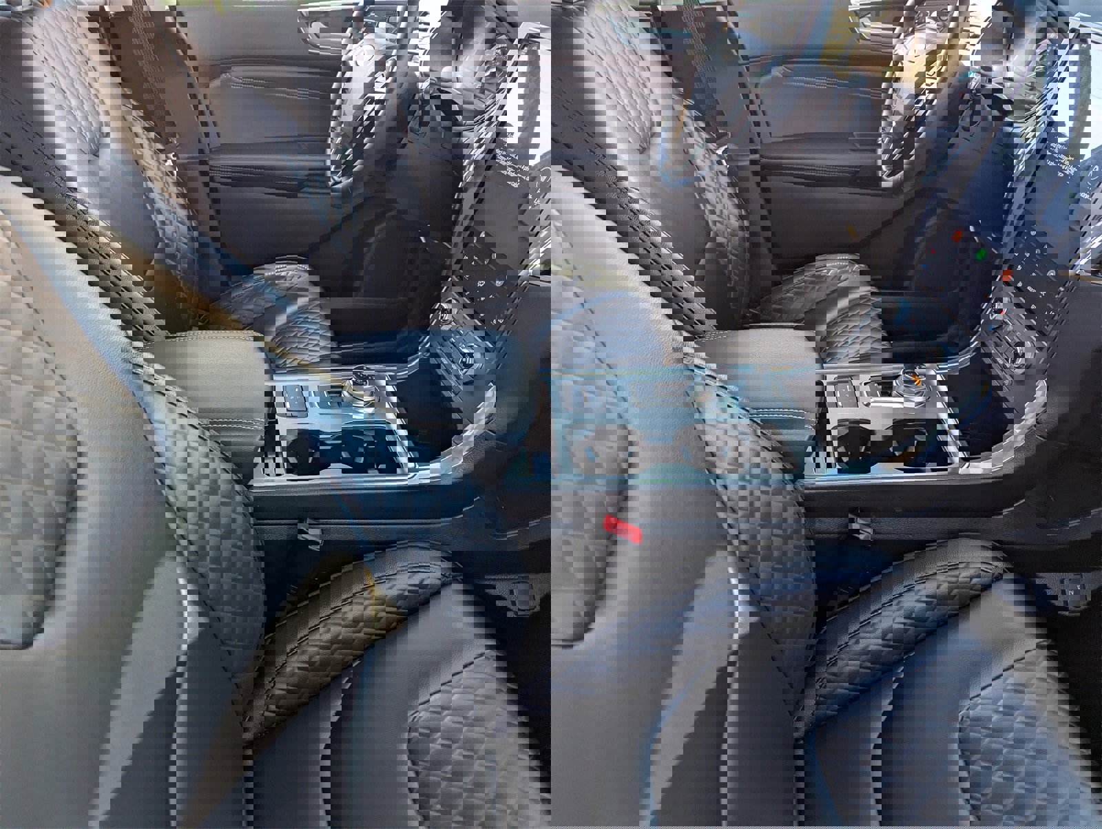 Certified 2024 Ford Edge Titanium image 13