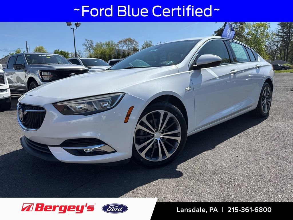 Used 2018 Buick Regal Essence w/ Sights and Sounds Package FWD image 6