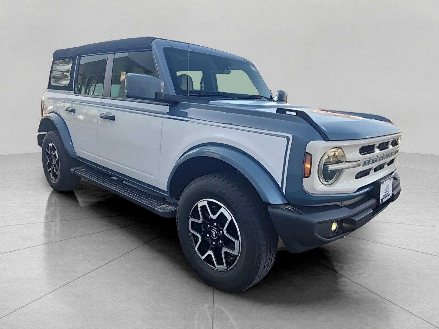 Certified 2024 Ford Bronco Outer Banks AWD/4WD image 1