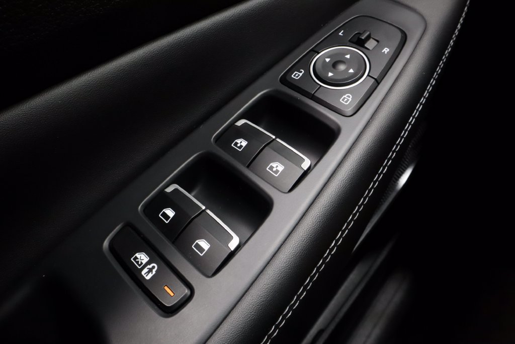 Used 2023 Hyundai Santa Fe SEL w/ Premium Package AWD/4WD image 26